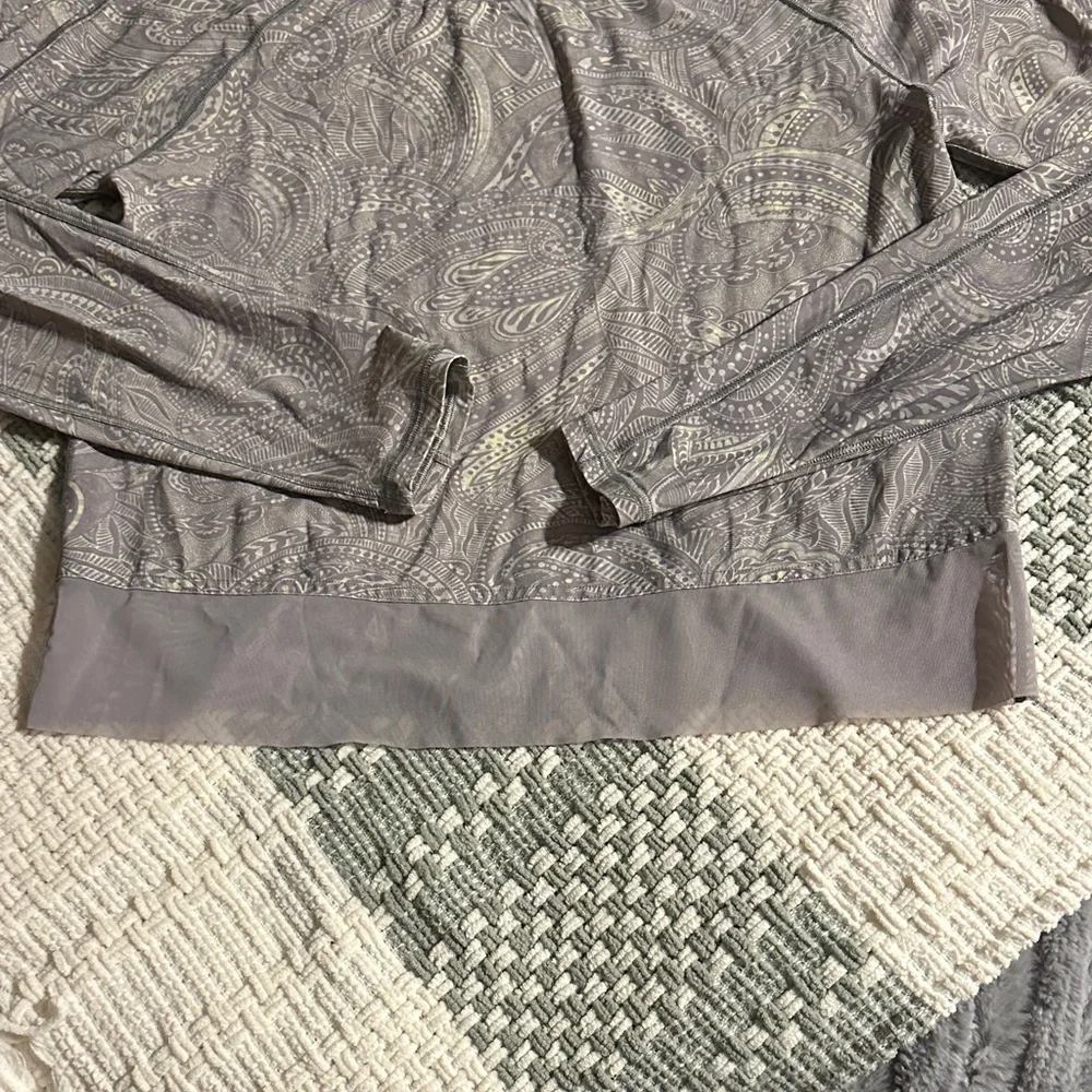 Lululemon cropped long sleeve